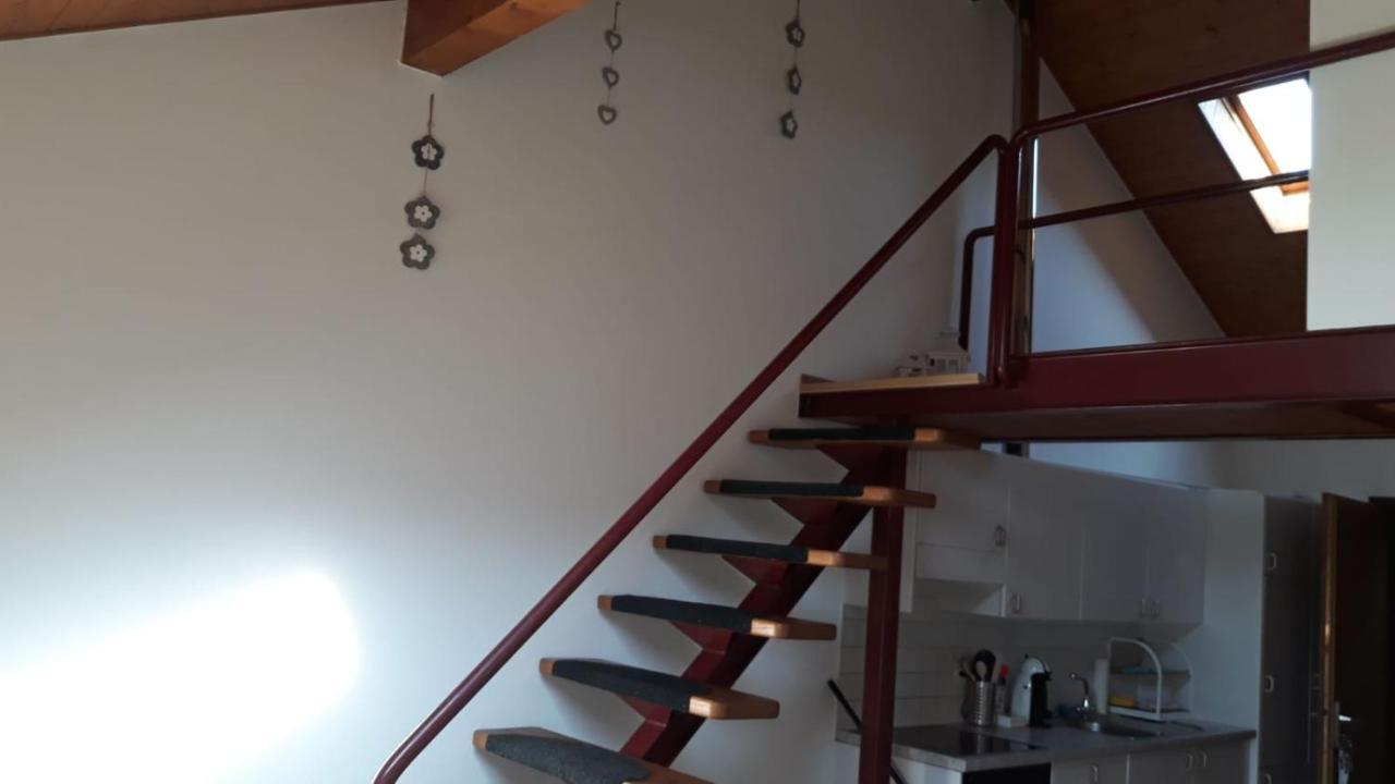Holidays Homes Il Folletto Quartino Exterior foto